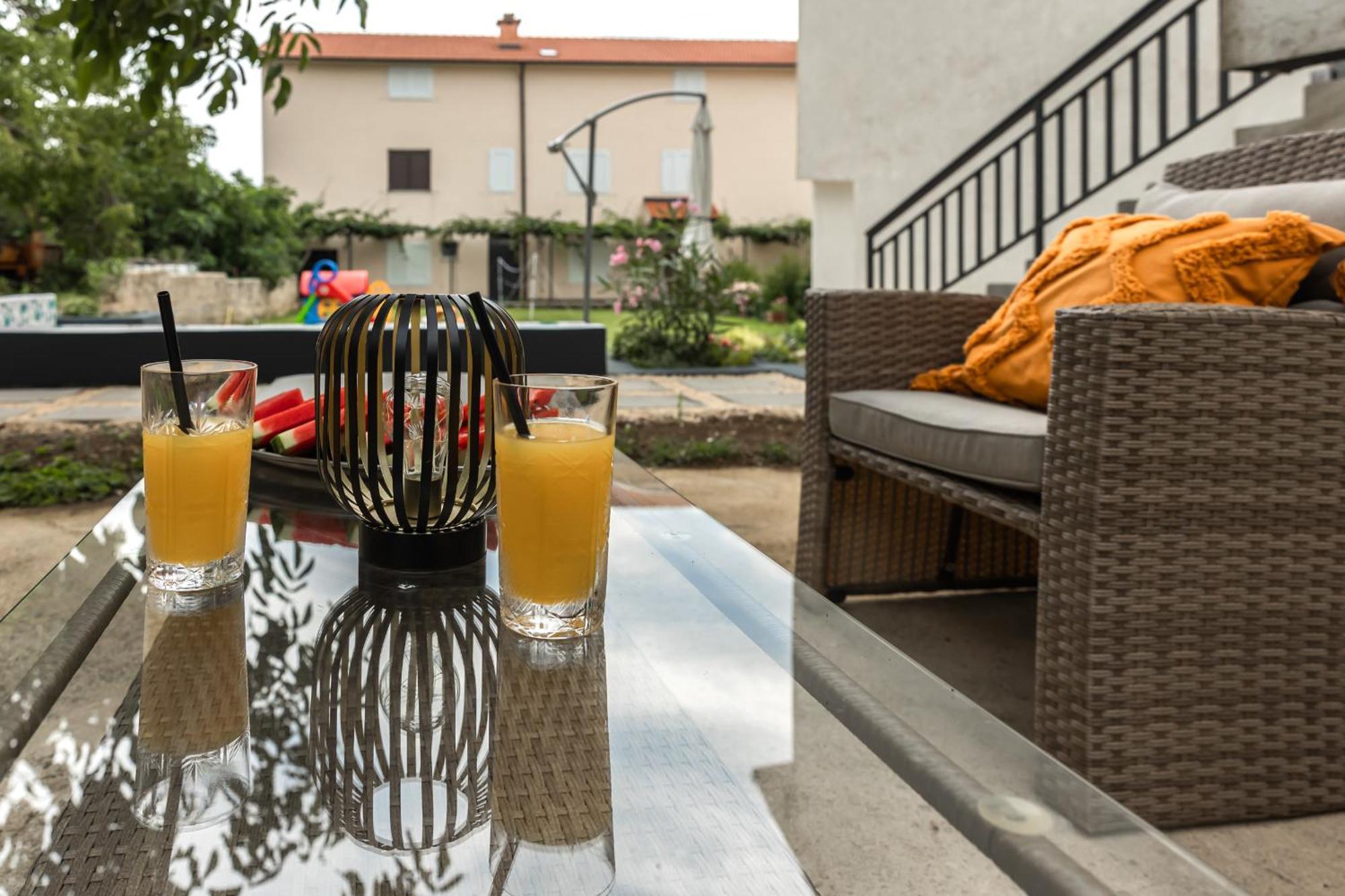 Deluxe Apartment Roma Имотски Экстерьер фото