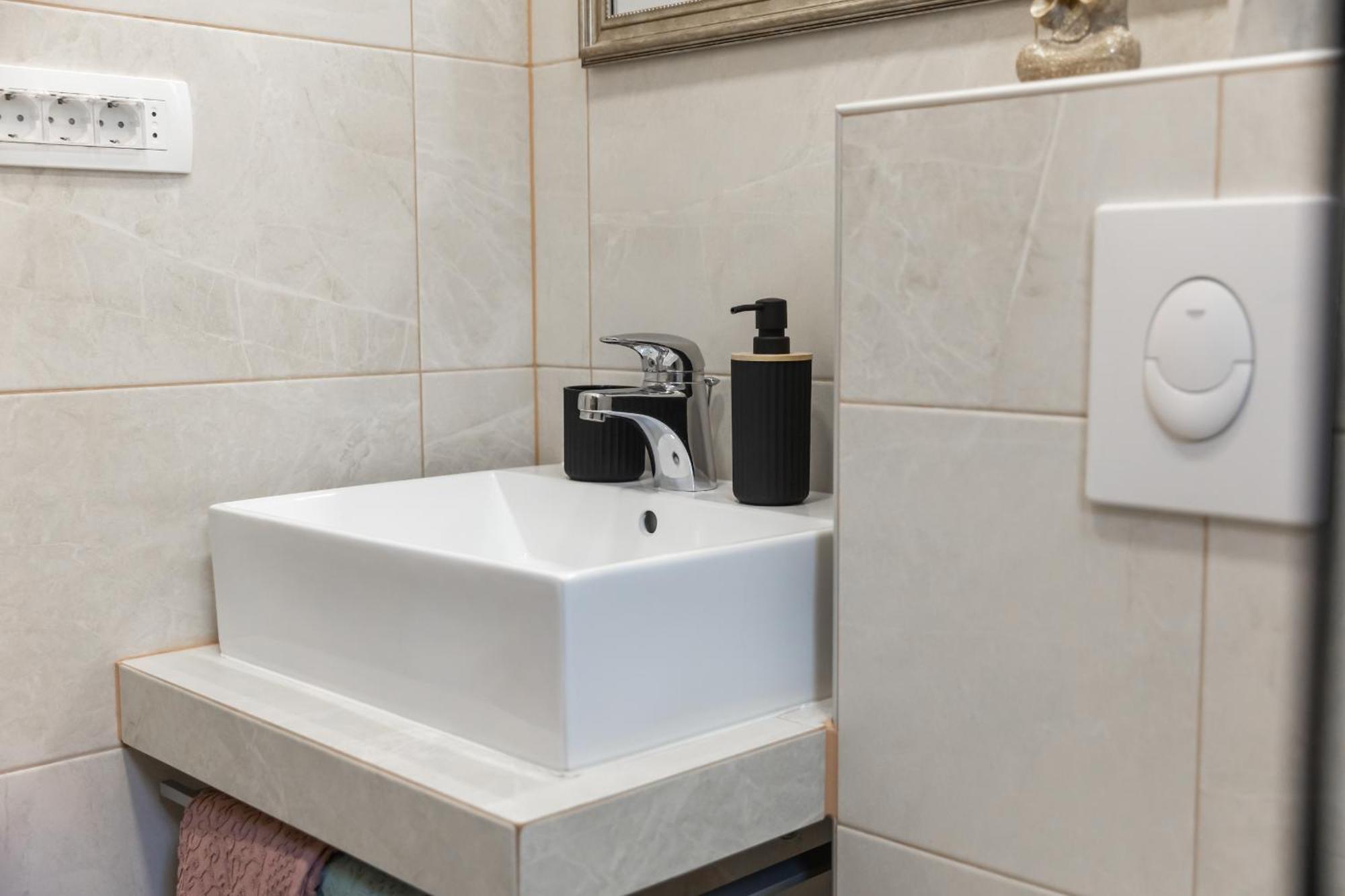 Deluxe Apartment Roma Имотски Экстерьер фото